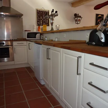 Les Du Vieux Frene *