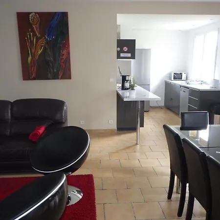 Nyaraló Les Du Vieux Frene *